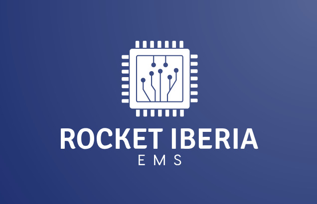 Logotipo horizontal en fondo azul Rocket Iberia EMS